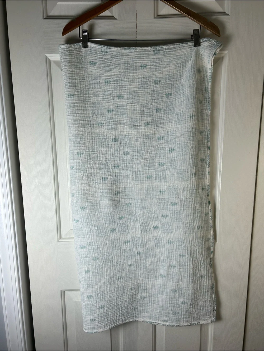Soarwg Kids x LyricHom Baby Swaddle Blanket Muslin Green White Plants Leaves